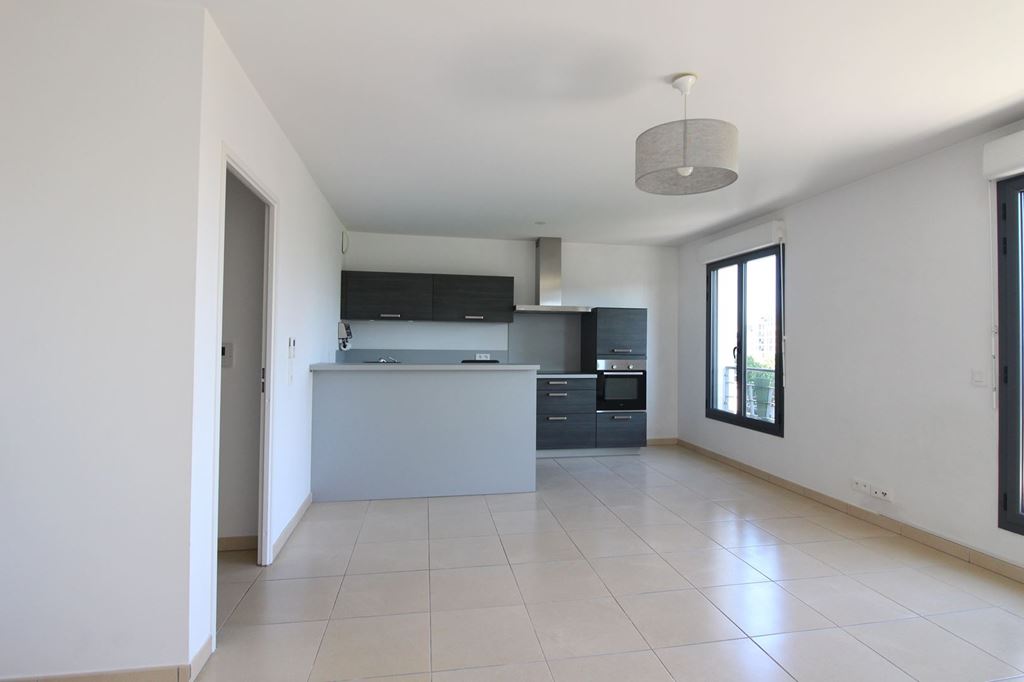 Appartement Duplex JOINVILLE LE PONT 526000€ Rene Legal/SH gestion Appartement Duplex JOINVILLE LE PONT 526000€ Rene Legal/SH gestion