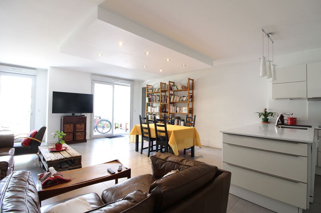 Appartement T3 IVRY SUR SEINE 465000€ Rene Legal/SH gestion Appartement T3 IVRY SUR SEINE 465000€ Rene Legal/SH gestion